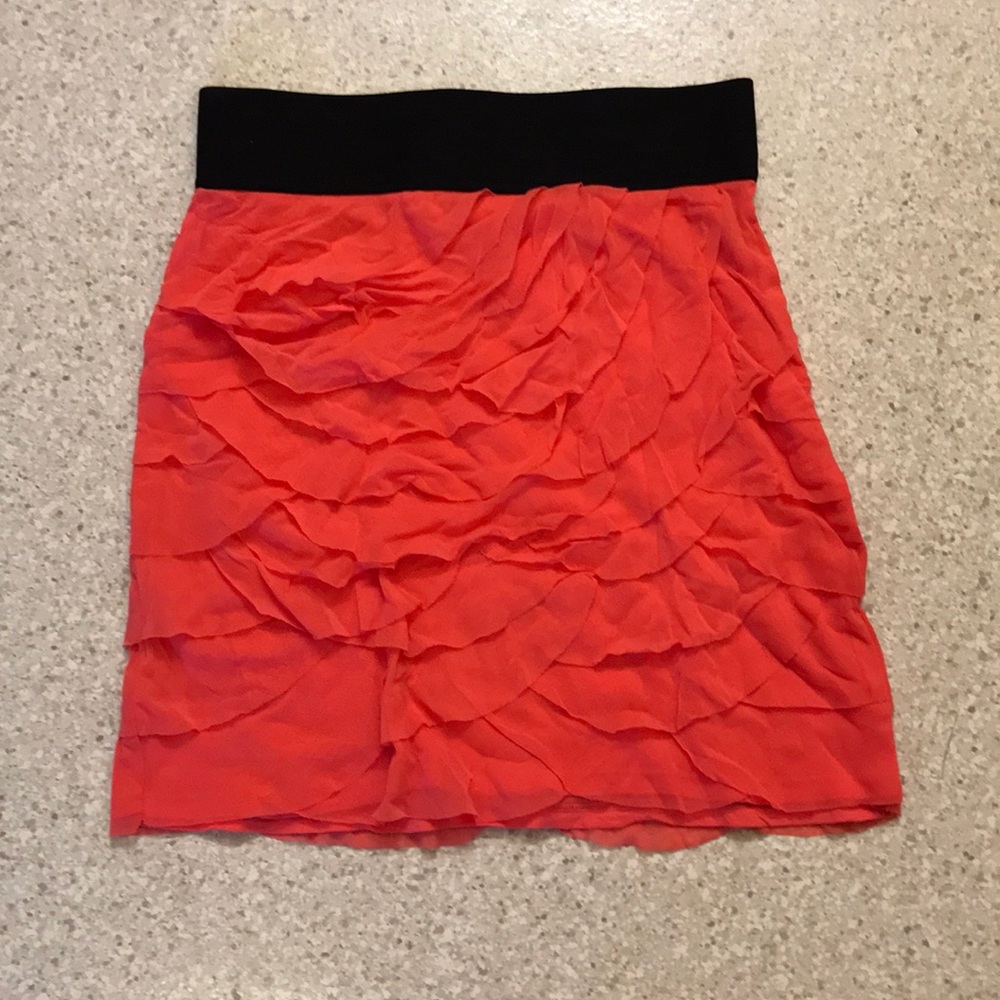 Express ruffle skirt